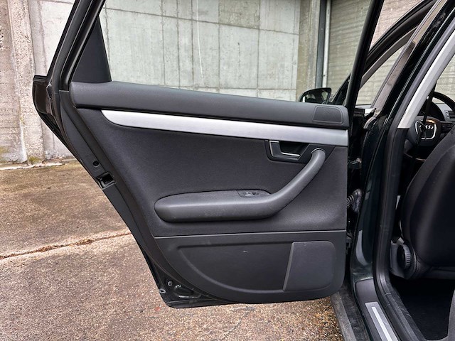 Audi a4 limousine 2.0 advance 131pk 2007 (origineel-nl) automaat, 38-xh-xk - afbeelding 28 van  38