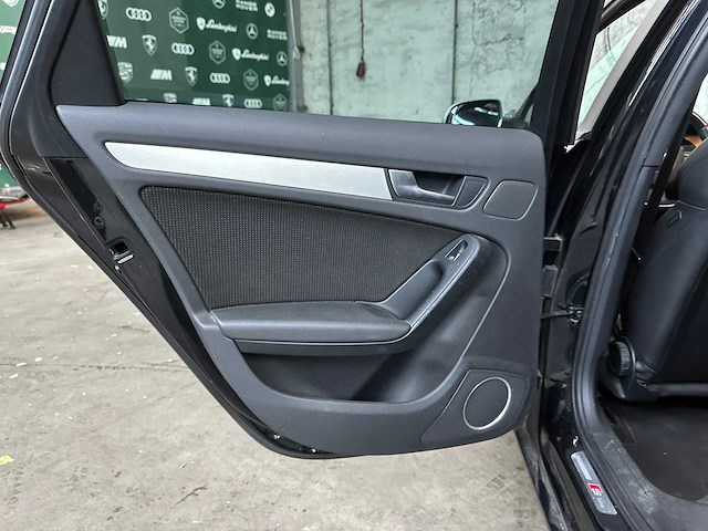 Audi a4 limousine 2.0 tfsi quattro pro line s 211pk 2010 (org-nl), 77-lxf-2 - afbeelding 25 van  40