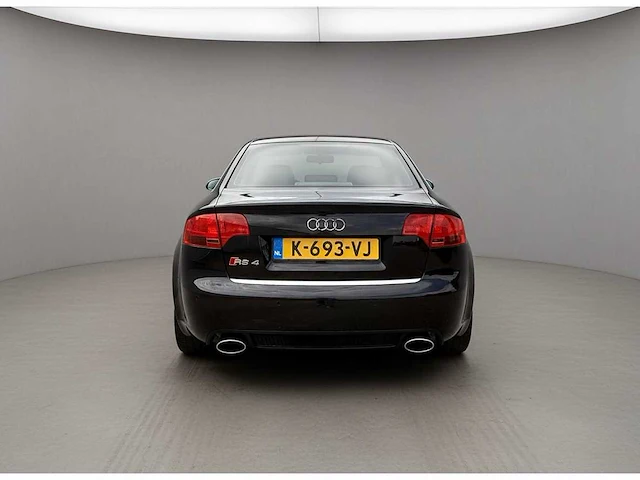 Audi a4 limousine 4.2 v8 rs 4 quattro | k-693-vj i - afbeelding 17 van  18