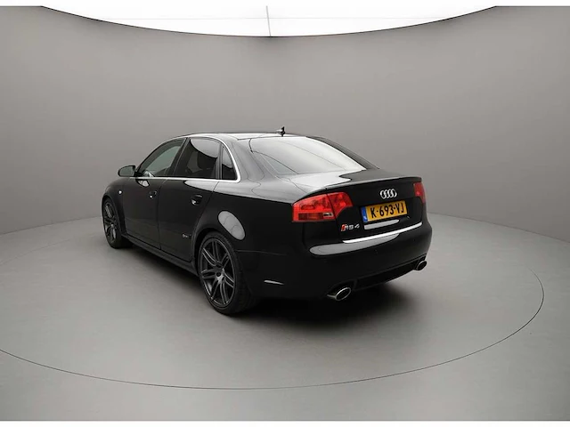 Audi a4 limousine 4.2 v8 rs 4 quattro | k-693-vj i - afbeelding 28 van  31
