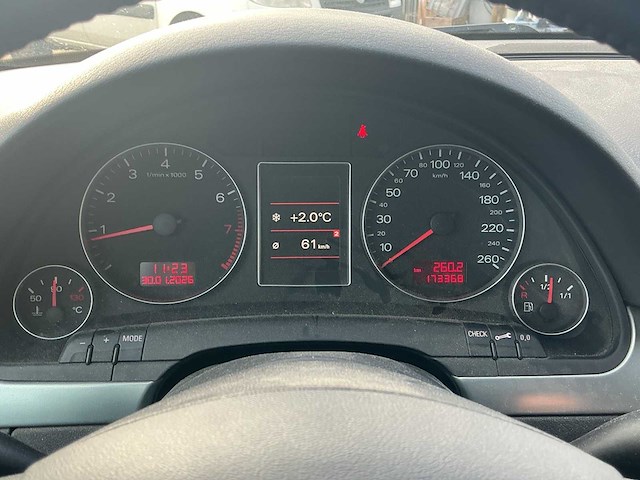 Audi a4 limousine 54-sv-tr - afbeelding 11 van  27