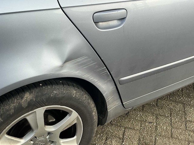 Audi a4 limousine 54-sv-tr - afbeelding 23 van  27