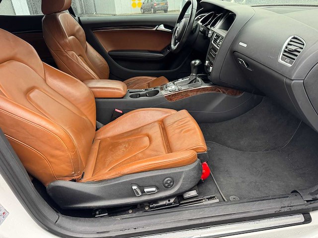 Audi a5 3.0 tfsi quattro, automaat, 5271 - afbeelding 3 van  14