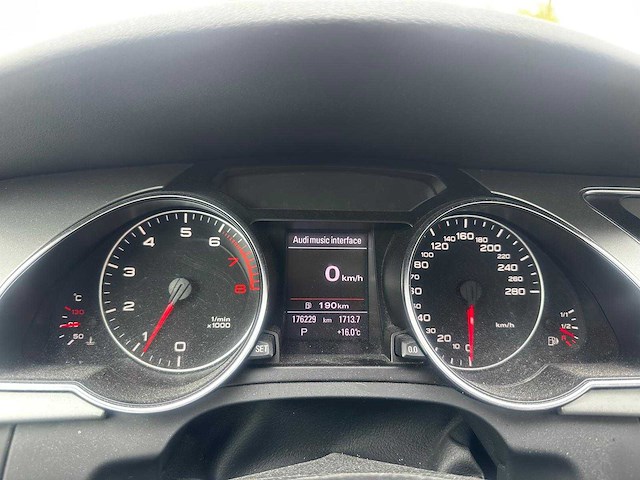 Audi a5 coupé 1.8 tfsi; j-238-vl - afbeelding 11 van  19