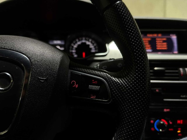 Audi a5 coupé 2.0 tfsi quattro pro line s 211pk 2011 (origineel-nl), 91-ptk-8 - afbeelding 18 van  52