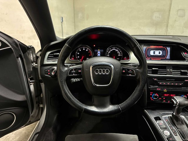 Audi a5 coupé 3.2 v6 fsi pro line 265pk 2007 (origineel-nl), 85-xx-gt - afbeelding 13 van  62