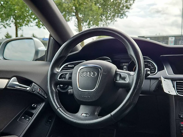 Audi a5 coupé 4.2 fsi rs 5 quattro | 13-lvx-1 - afbeelding 50 van  52