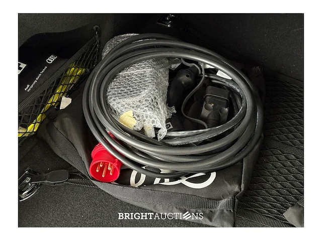 Audi a6 50 tfsi e s edition competition sedan quattro 408pk 2024 (origineel-nl), grk-44-j - afbeelding 25 van  45