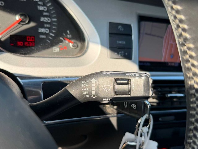 Audi a6 avant 2.0 tfsi s edition | 74-lbt-2 - afbeelding 18 van  66