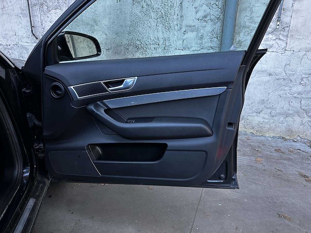 Audi a6 avant 2.4 pro line 174pk 2005, 77-rn-fk - afbeelding 41 van  45