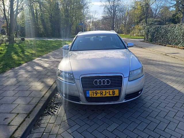 Audi a6 avant 2.4 pro line automaat, 19-rj-lb - afbeelding 3 van  11