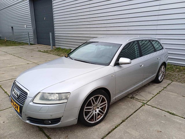 Audi a6 avant 2.4 quattro pro line business, 19-tt-dv - afbeelding 1 van  28