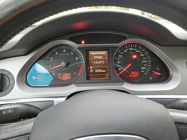 Audi a6 avant 2.4 quattro pro line business, 19-tt-dv - afbeelding 18 van  28