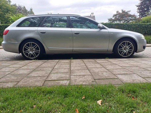 Audi a6 avant 2.4 quattro pro line business, 19-tt-dv - afbeelding 25 van  28