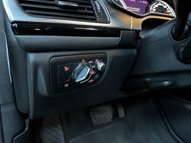 Audi a6 avant 3.0 tdi v6 quattro sport edition c7 s-line 204pk 2014, n-433-hk - afbeelding 23 van  42