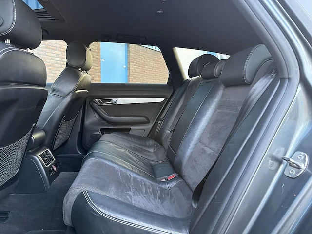Audi a6 avant 3.0 tfsi q s edition | xp-693-g i - afbeelding 25 van  36