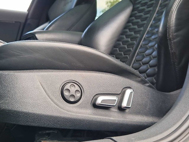 Audi a6 avant 4.0 tfsi rs6 quattro - keramisch - pano - 2014 | p-682-lk - afbeelding 3 van  36