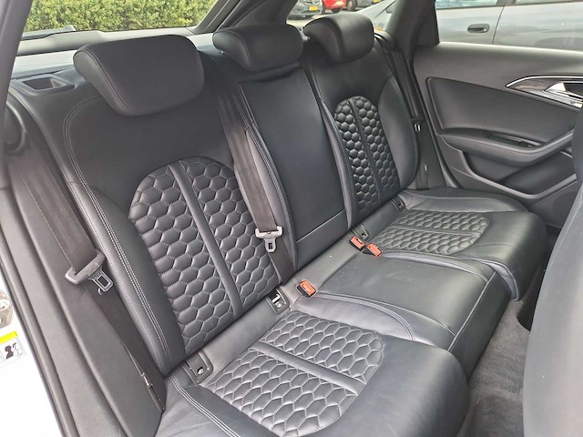Audi a6 avant 4.0 tfsi rs6 quattro - keramisch - pano - 2014 | p-682-lk - afbeelding 24 van  36