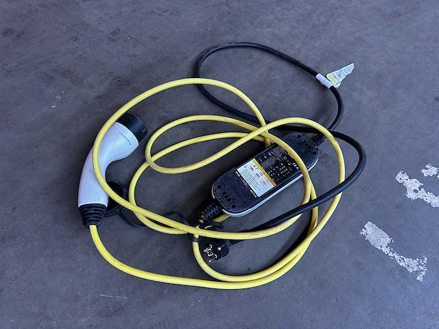 Audi a6 avant 55 tfsi e quattro pro line s competition 367pk 2023 (plug-in hybrid), hlj-85-t - afbeelding 34 van  39