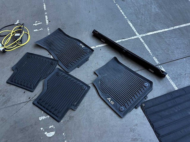 Audi a6 avant 55 tfsi e quattro pro line s competition 367pk 2023 (plug-in hybrid), hlj-85-t - afbeelding 19 van  29