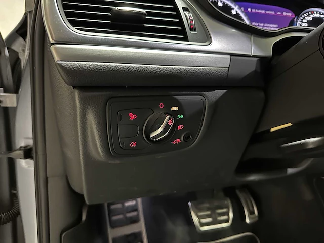 Audi a6 limousine 1.8 tfsi s line edition 190pk 2017 (origineel-nl), ps-611-b - afbeelding 25 van  49