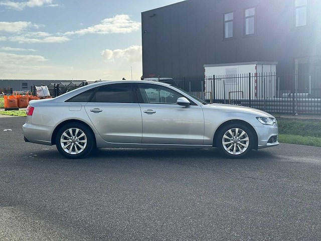 Audi a6 limousine 2.0 tfsi business edition 2013 | 39-ztj-6 iaw - afbeelding 15 van  27