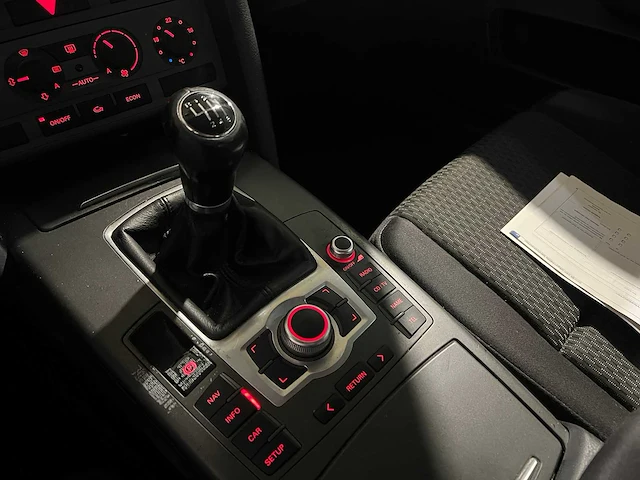 Audi a6 limousine 2.4 business, 68-rf-zj - afbeelding 7 van  18