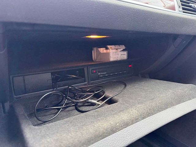Audi a6 limousine 2.8 fsi business 43-gfb-4 - afbeelding 16 van  28