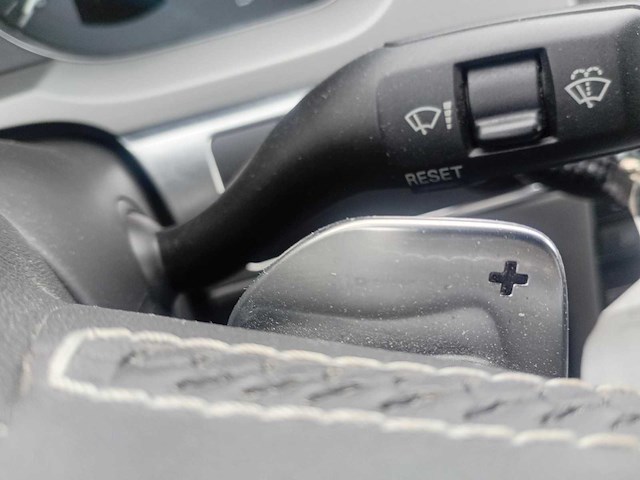 Audi a6 limousine 5.2 fsi s6 automaat, hjd-41-z - afbeelding 10 van  27