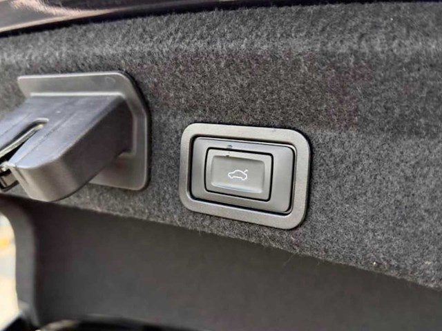 Audi a6 limousine 55 tfsi quattro automaat (2019) - schadevrij - volledig leder - afbeelding 10 van  12