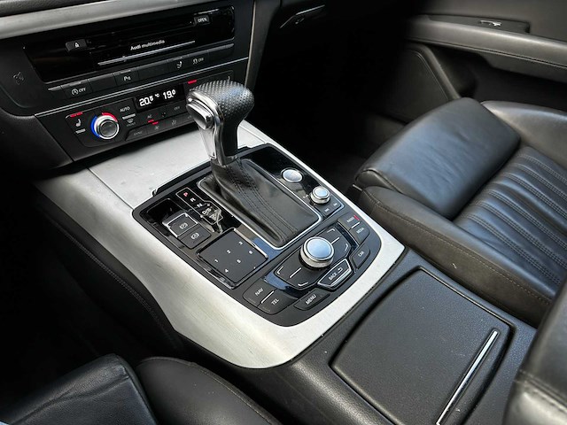 Audi a7 sportback 2.8 v6 fsi quattro s edition 204pk 2014 (origineel-nl), 2-xhh-08 - afbeelding 25 van  42