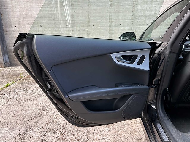 Audi a7 sportback 2.8 v6 fsi quattro s edition 204pk 2014 (origineel-nl), 2-xhh-08 - afbeelding 29 van  42
