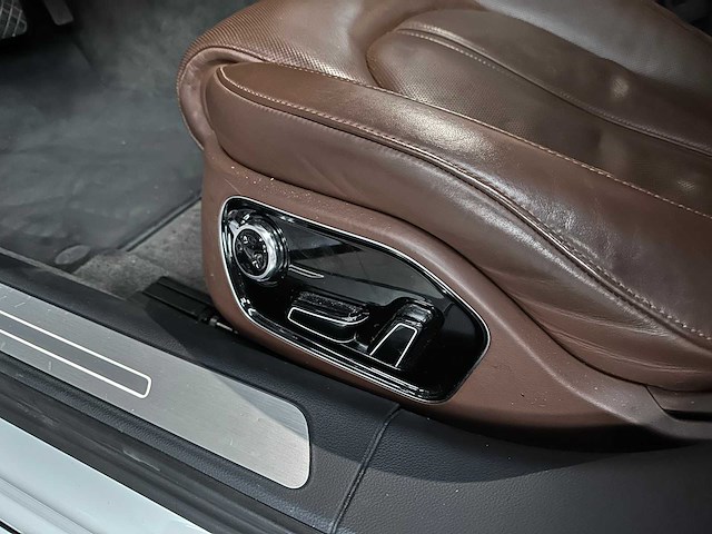 Audi a8 4.2 fsi v8 quattro 372pk 2011 - afbeelding 27 van  45