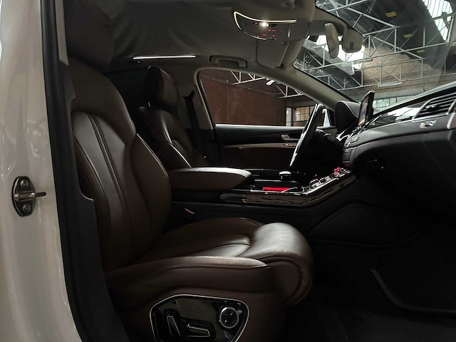 Audi a8 4.2 fsi v8 quattro 372pk 2011 - afbeelding 38 van  45