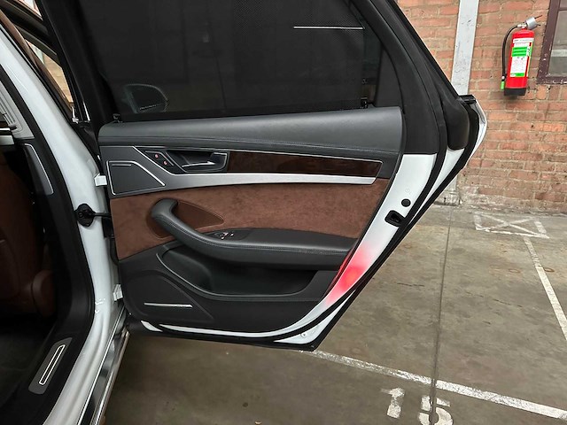 Audi a8 4.2 fsi v8 quattro 372pk 2011 - afbeelding 35 van  45