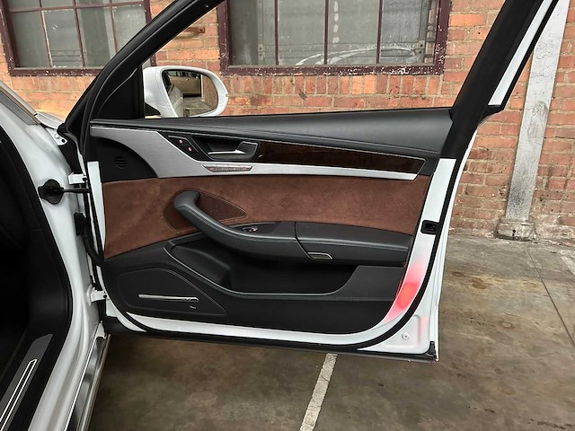 Audi a8 4.2 fsi v8 quattro 372pk 2011 - afbeelding 37 van  45