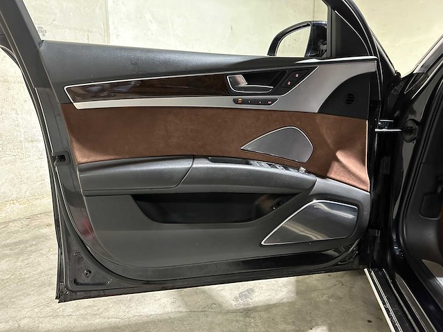 Audi a8 4.2 fsi v8 quattro pro line+ 371pk 2010, 3-xrx-91 youngtimer - afbeelding 28 van  62