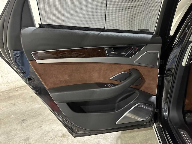 Audi a8 4.2 fsi v8 quattro pro line+ 371pk 2010, 3-xrx-91 youngtimer - afbeelding 32 van  62