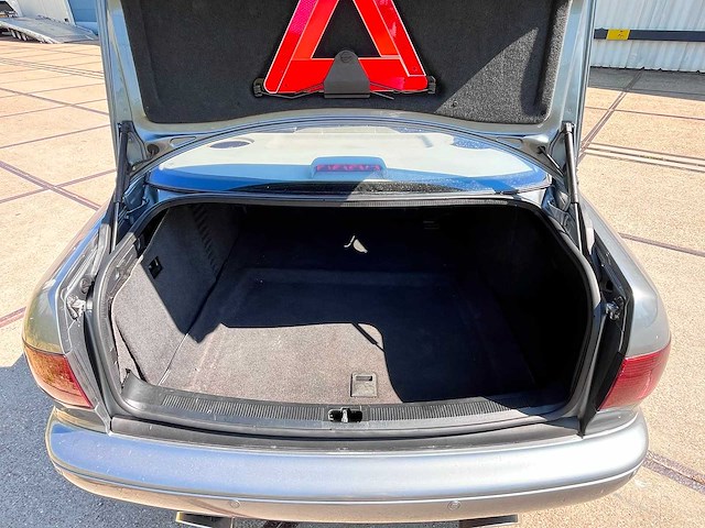 Audi a8 4.2 s8, automaat, tj-xv-11 - afbeelding 12 van  15