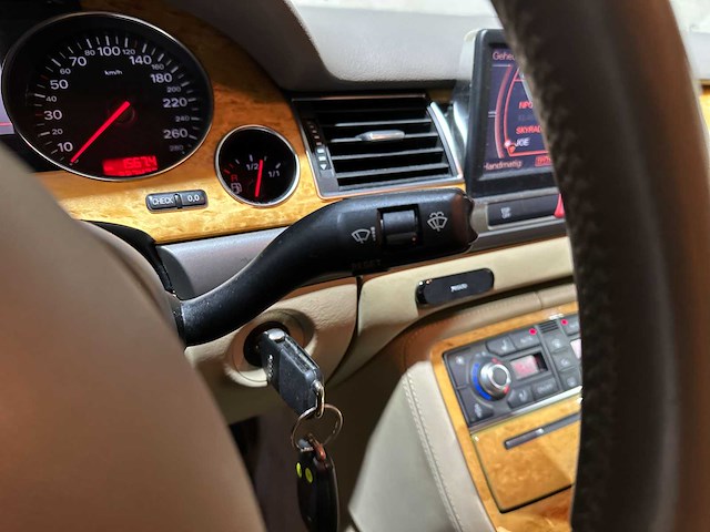 Audi a8 4.2 v8 quattro lang pro line 335pk 2005, 43-rx-hj youngtimer - afbeelding 19 van  52
