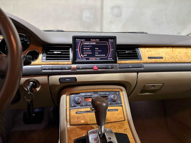 Audi a8 4.2 v8 quattro lang pro line 335pk 2005, 43-rx-hj youngtimer - afbeelding 22 van  52