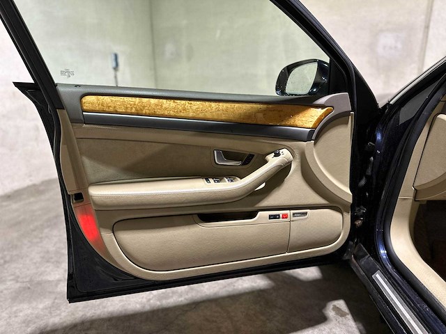 Audi a8 4.2 v8 quattro lang pro line 335pk 2005, 43-rx-hj youngtimer - afbeelding 25 van  52