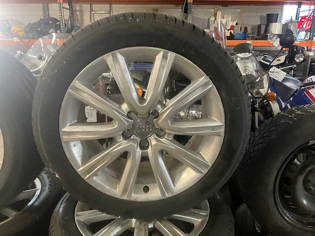 Audi autoband 245/45r18 (4x) - afbeelding 2 van  4