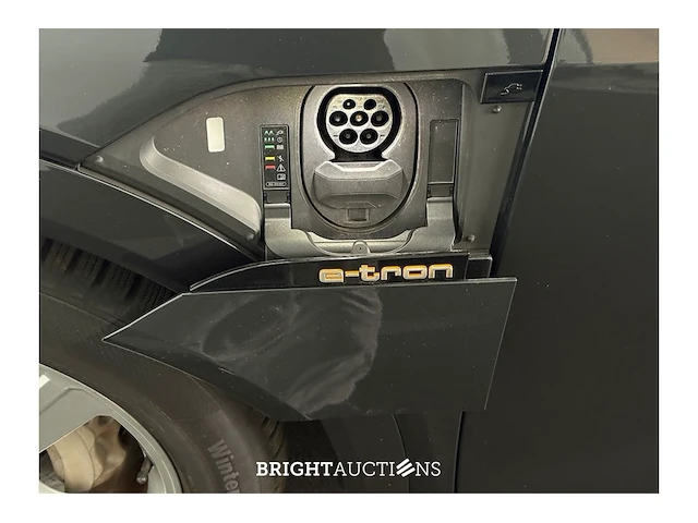 Audi e-tron 50 business edition plus quattro 71 kwh 2020 (origineel-nl), k-952-kx - afbeelding 31 van  46