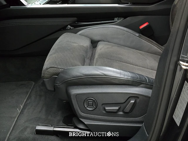 Audi e-tron 50 e-tron launch edition black quattro 71 kwh 313pk 2019 (origineel-nl), g-918-vx - afbeelding 6 van  43