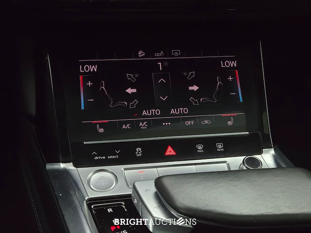 Audi e-tron 50 e-tron launch edition black quattro 71 kwh 313pk 2019 (origineel-nl), g-918-vx - afbeelding 13 van  43