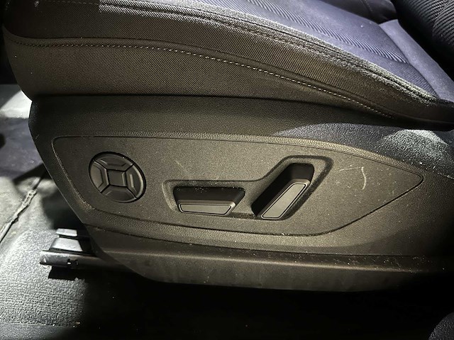 Audi e-tron 50 quattro business edition 313pk 2020 (origineel-nl), j-761-ns - afbeelding 15 van  44