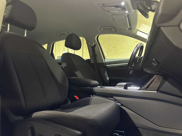 Audi e-tron 50 quattro business edition 313pk 2020 (origineel-nl), j-761-ns - afbeelding 36 van  44