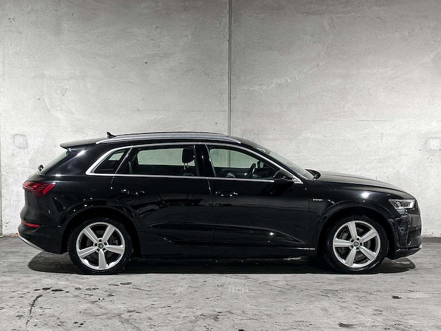 Audi e-tron 50 quattro business edition 313pk 2020 (origineel-nl), j-761-ns - afbeelding 43 van  44