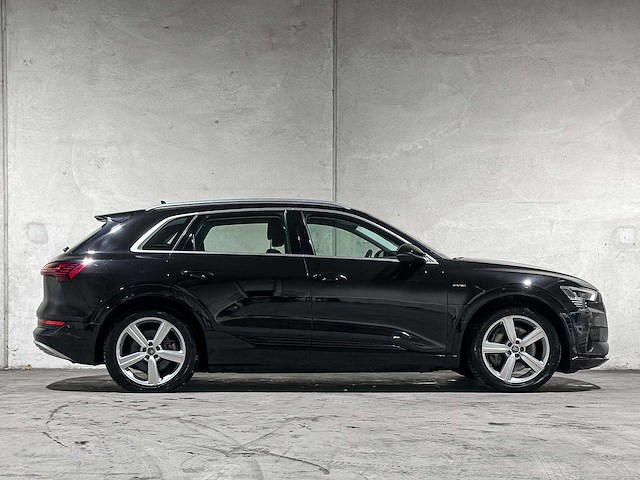 Audi e-tron 50 quattro business edition 313pk 2020 (origineel-nl), j-761-ns - afbeelding 44 van  44